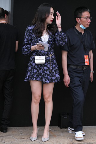 性感高跟鞋美腿美女